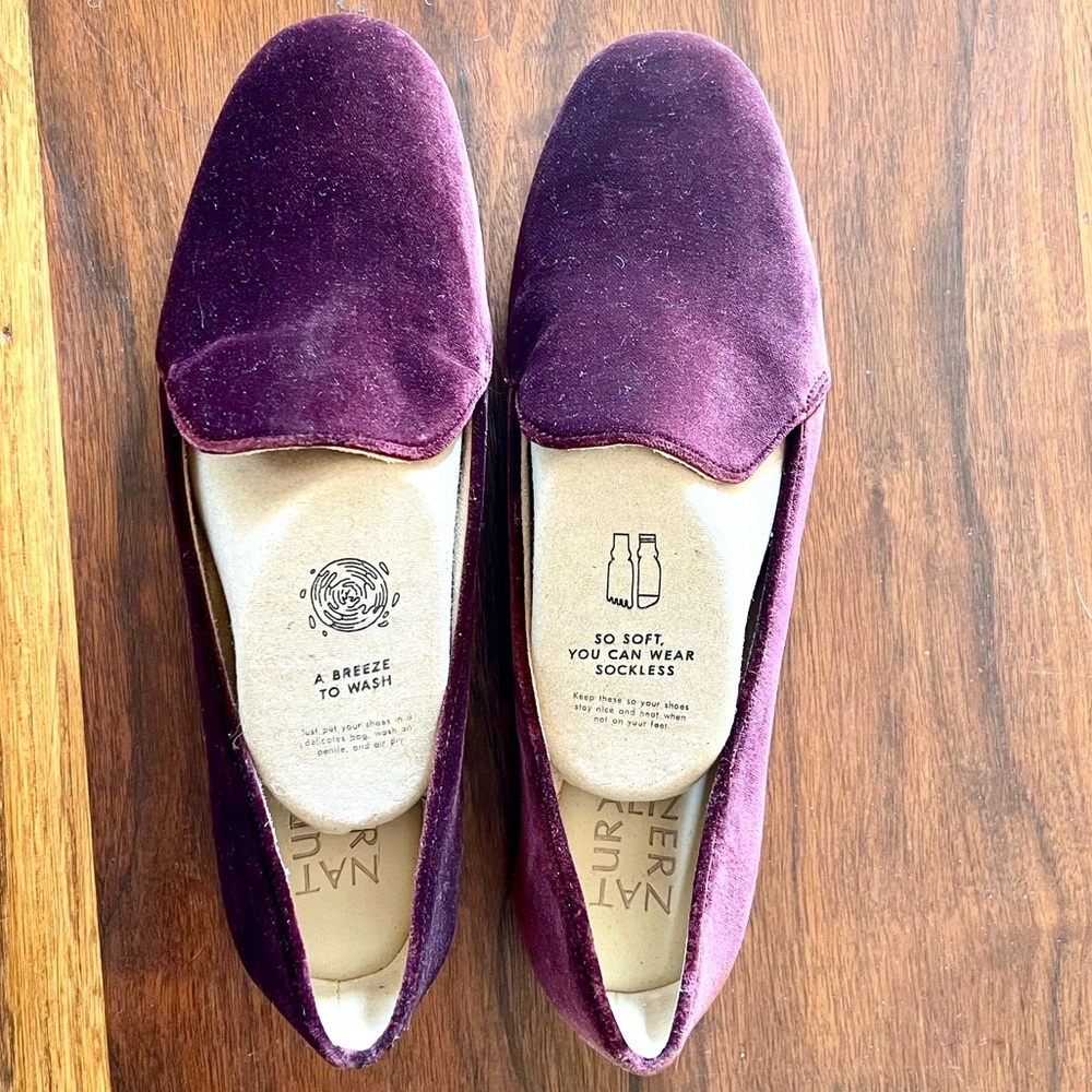 Naturalizer ’Emiline’ Velvet Flats 8.5 Small Heels Wide Burgundy Red Maroon